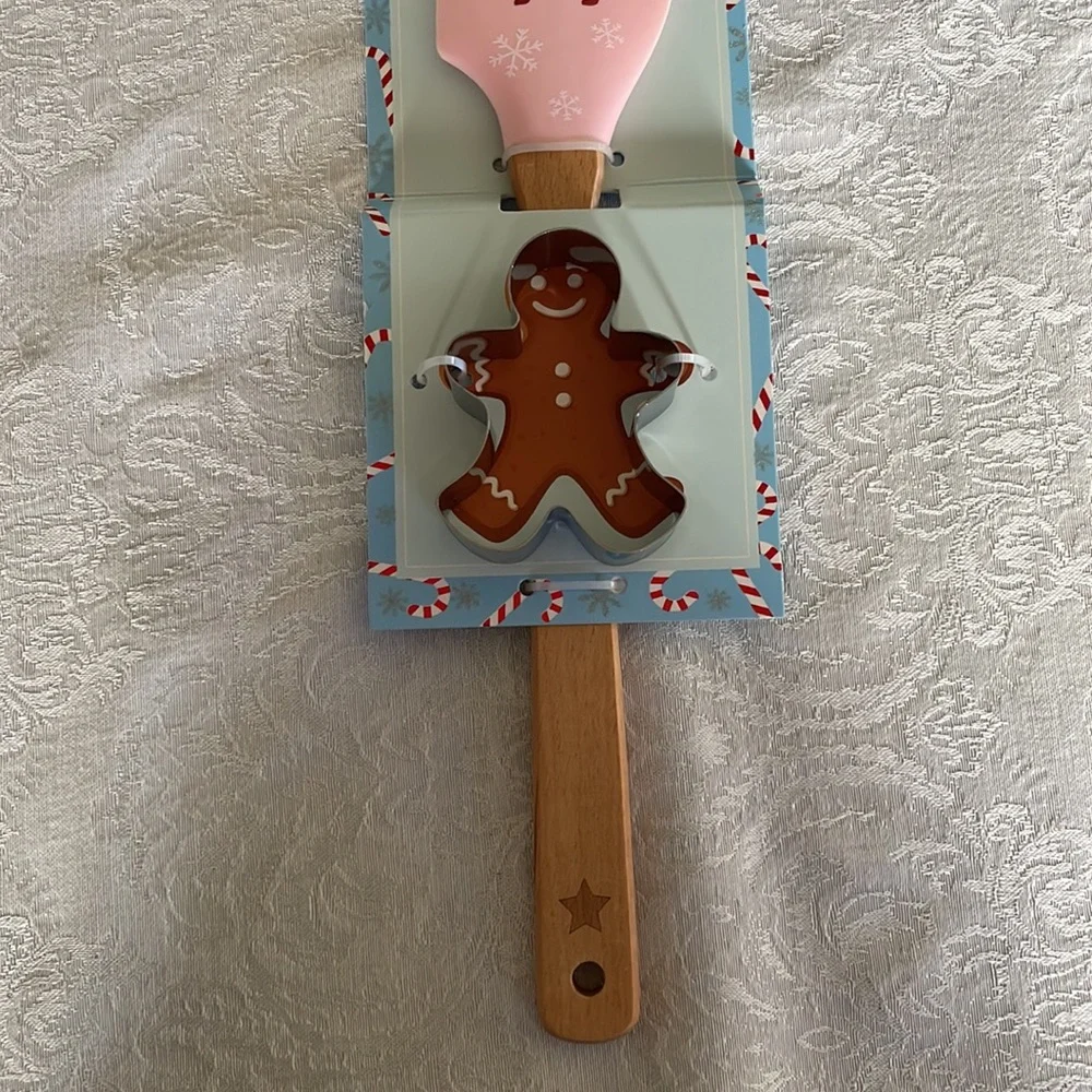 Dachshund themed silicone spatula with cookie cutter.